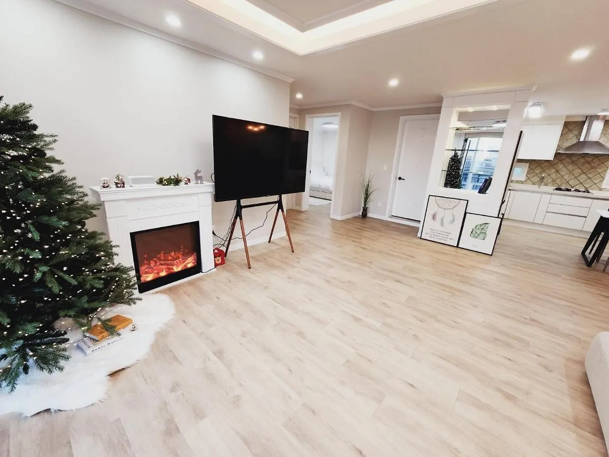 Grand Open Hongdae Houes 4Bdr 2Bth Apartment Seoul